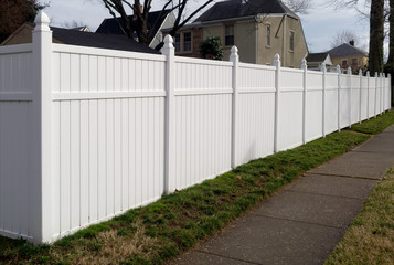 The Benefits of a Vinyl Fence